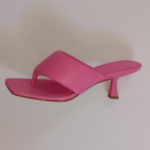 Marc Fisher Cici Medium Pink Kitten Heel Thong Sandal 7.5 M New in Box